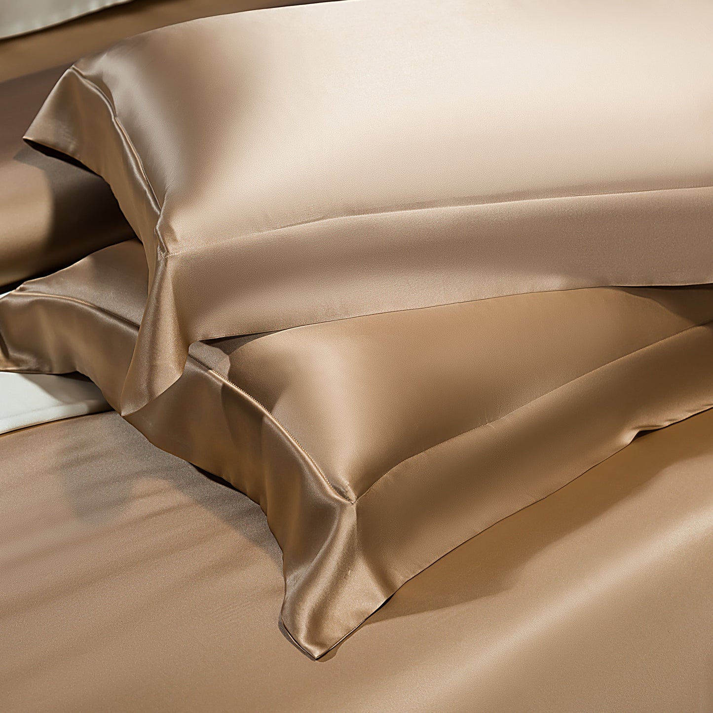 ENSEMBLE COUVERTURE ET TAIE D'OREILLER EN SOIE NATURELLE