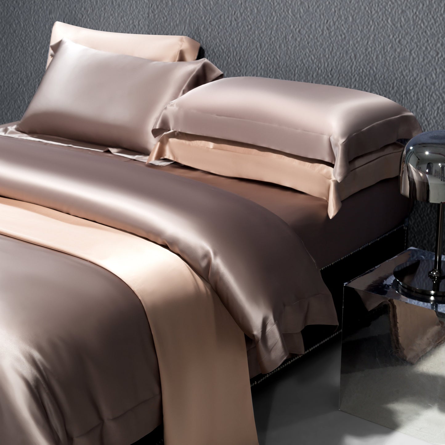 ENSEMBLE COUVERTURE ET TAIE D'OREILLER EN SOIE NATURELLE