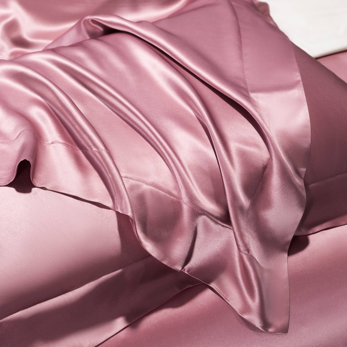ENSEMBLE COUVERTURE ET TAIE D'OREILLER EN SOIE NATURELLE